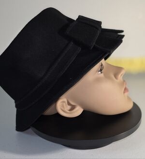 Scala Collection 100% Black wool cloche w/ bow accent